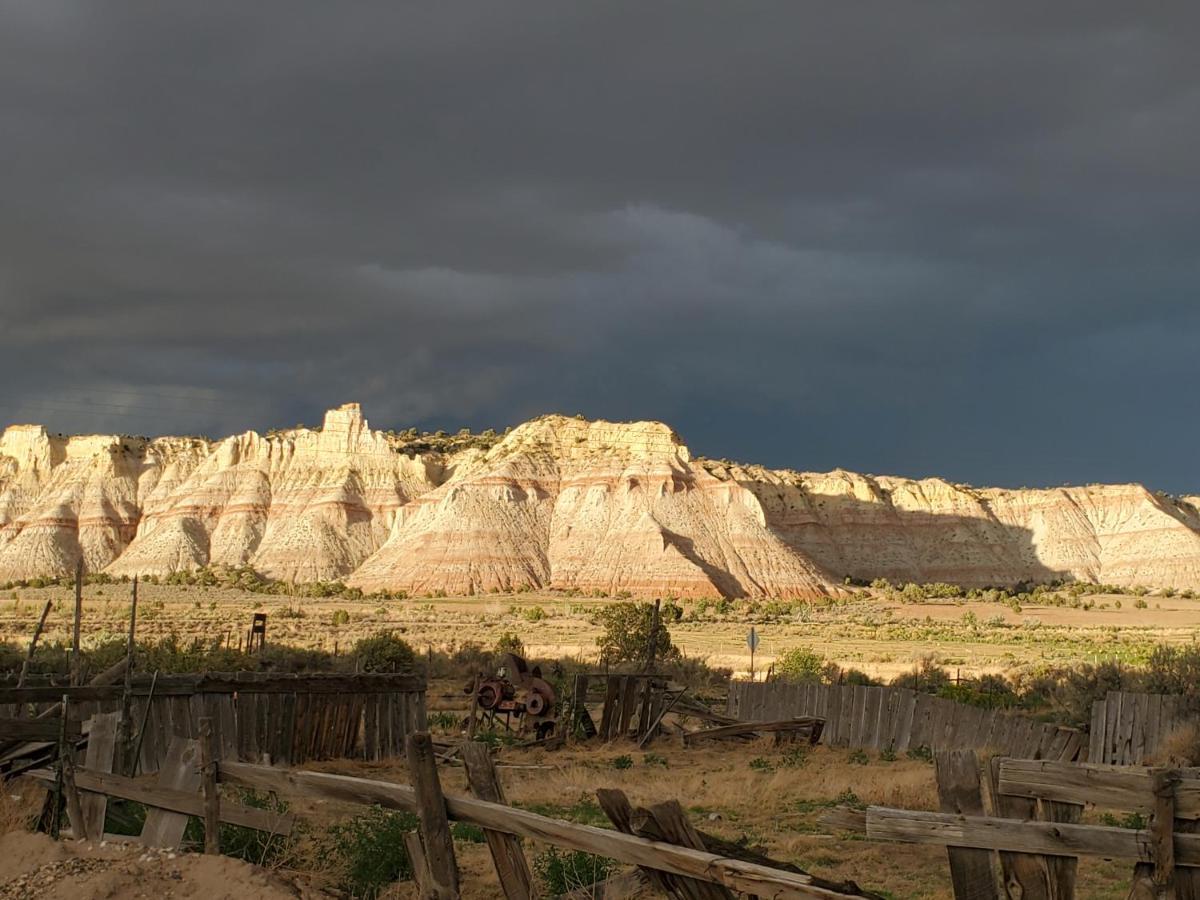 Log Cottages At Bryce Canyon #2 Cannonville Exterior foto
